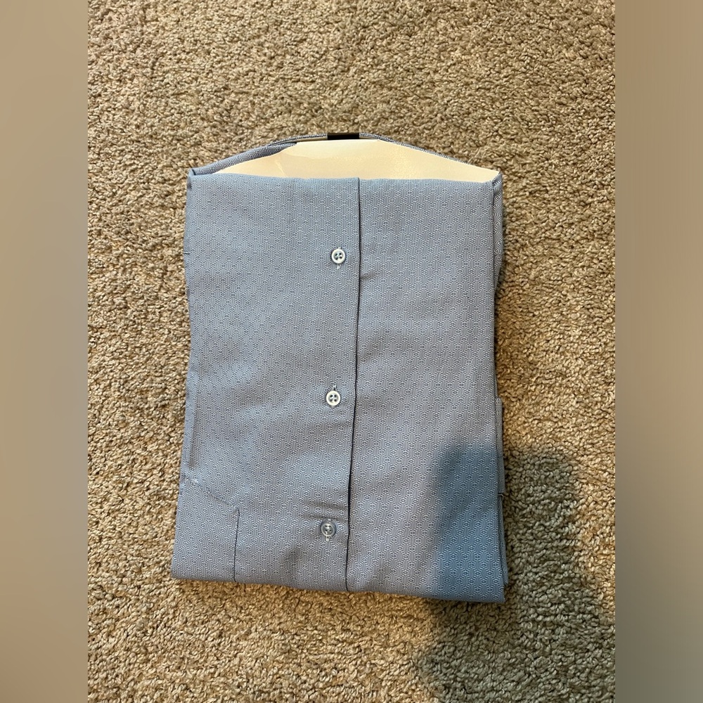 H&M Shirt - Picture 2 of 5